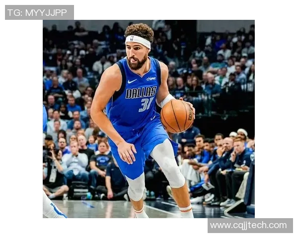 NBA常规赛东西部排名更新：湖人险守第九，亚历山大率雷霆崛起，欧文高效助独行侠大胜